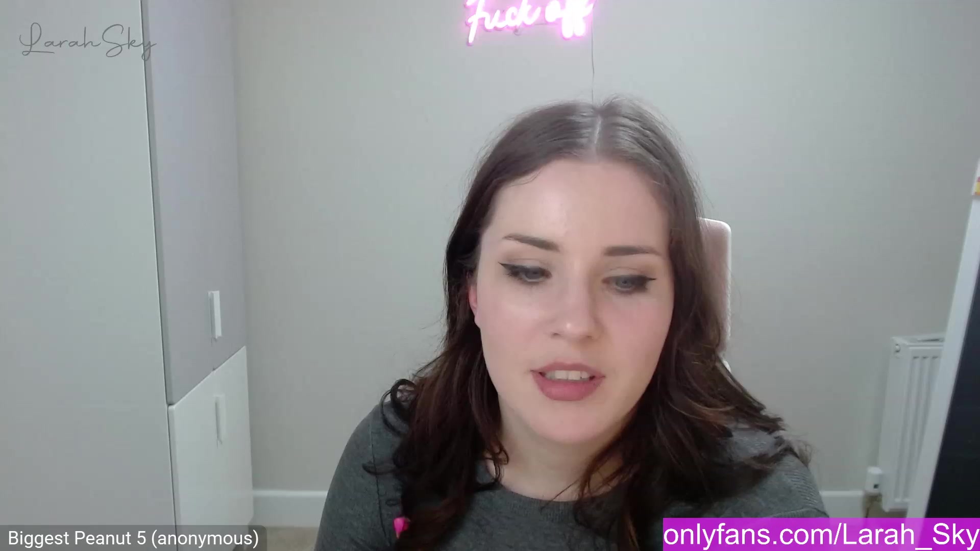 Gallery image thumbnail from Larah_Sky's myfreecams stream on, 02/26/2023, 22:18 image 12 of 20