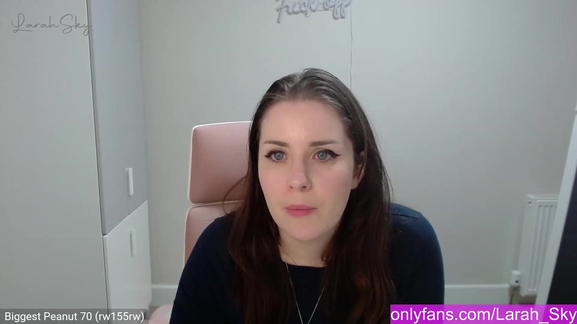 Gallery image thumbnail from Larah_Sky's myfreecams stream on, 03/02/2023, 24:36 image 19 of 20