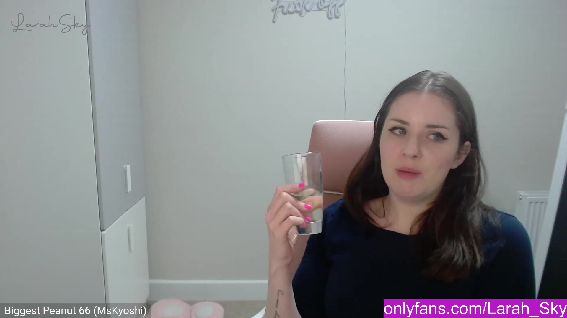 Gallery image thumbnail from Larah_Sky's myfreecams stream on, 03/02/2023, 24:36 image 1 of 20