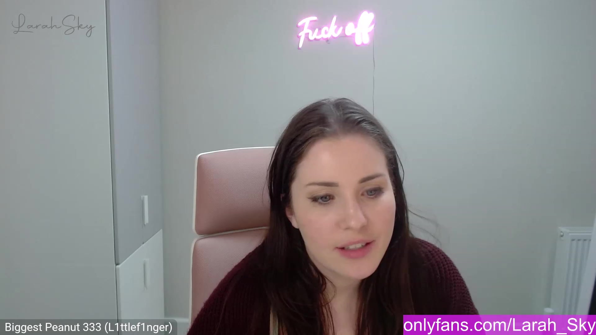 Gallery image thumbnail from Larah_Sky's myfreecams stream on, 03/03/2023, 23:33 image 9 of 20