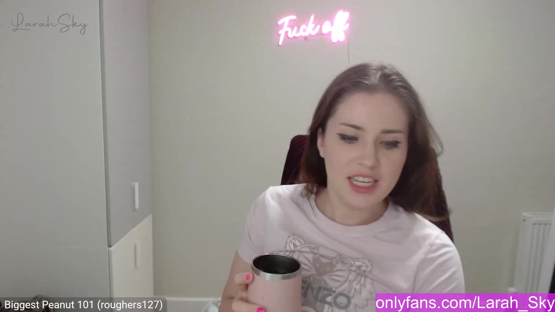 Gallery image thumbnail from Larah_Sky's myfreecams stream on, 03/06/2023, 21:33 image 1 of 20