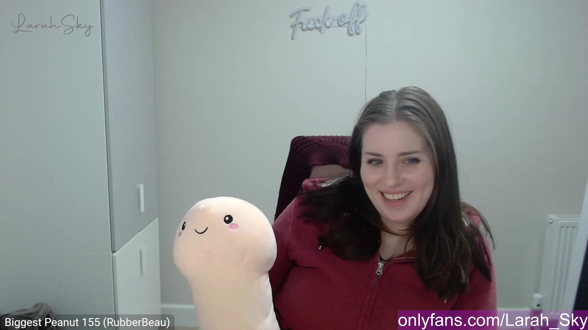 Gallery image thumbnail from Larah_Sky's myfreecams stream on, 03/08/2023, 24:09 image 1 of 20