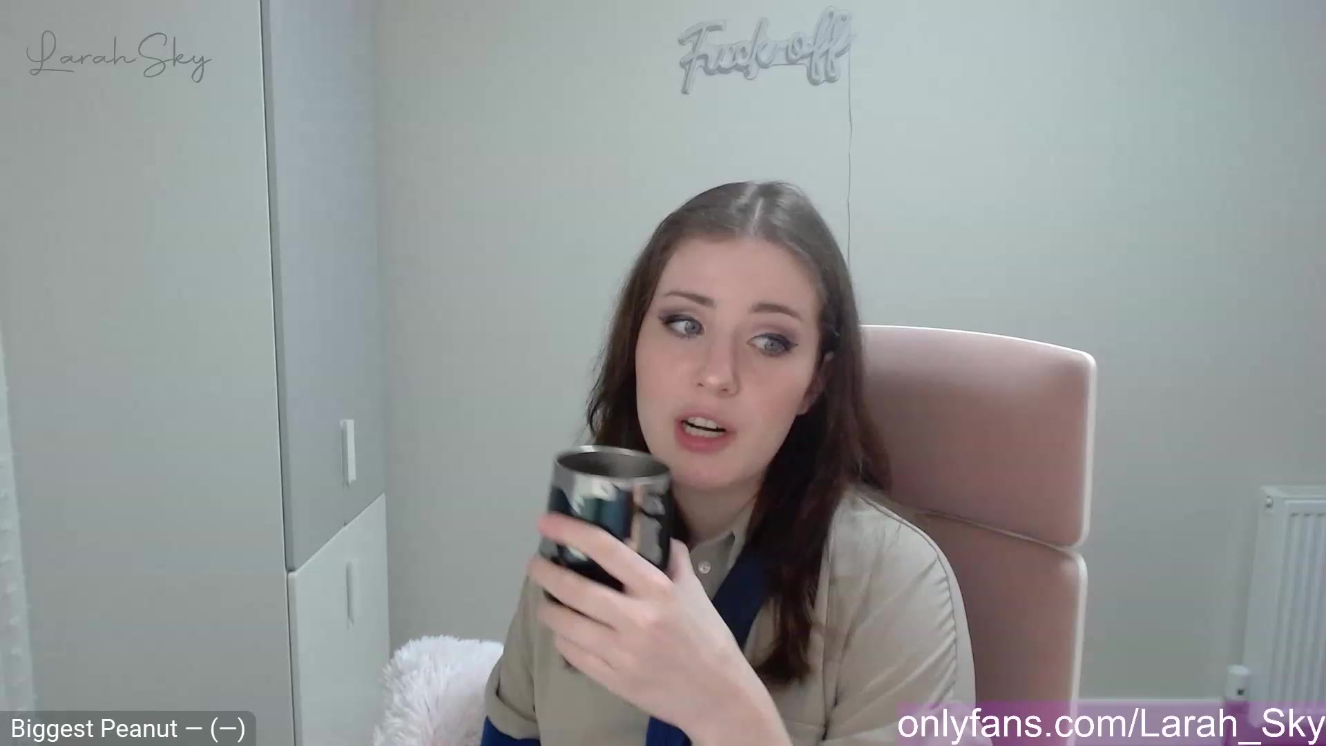 Gallery image thumbnail from Larah_Sky's myfreecams stream on, 03/24/2023, 17:55 image 11 of 20