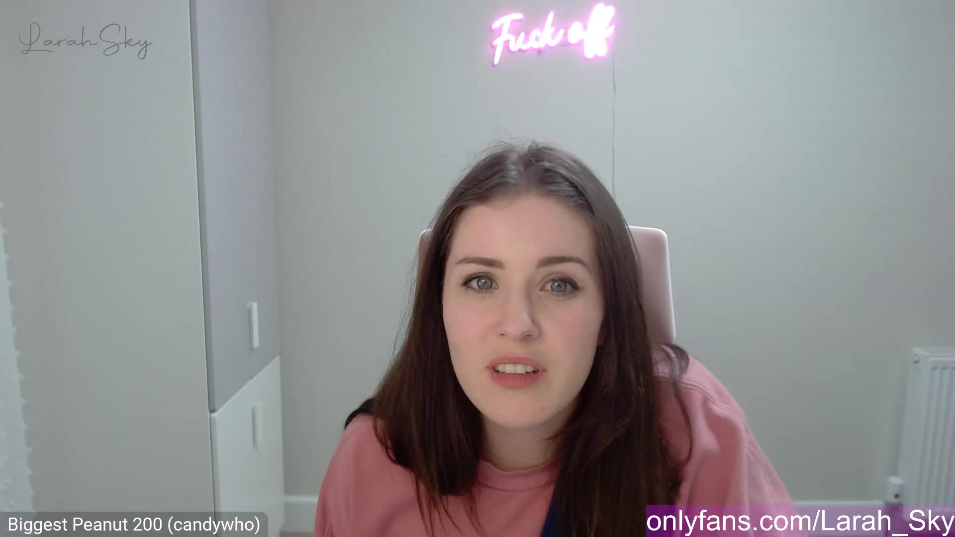 Gallery image thumbnail from Larah_Sky's myfreecams stream on, 03/26/2023, 22:23 image 16 of 20