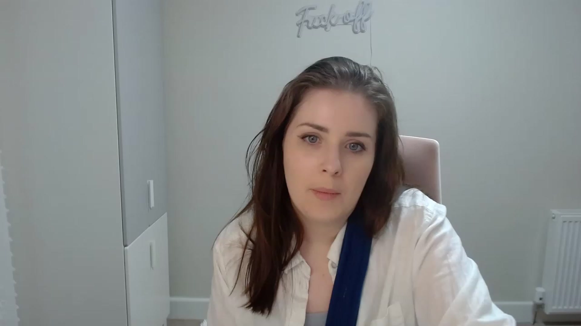 Gallery image thumbnail from Larah_Sky's myfreecams stream on, 03/27/2023, 20:52 image 15 of 20