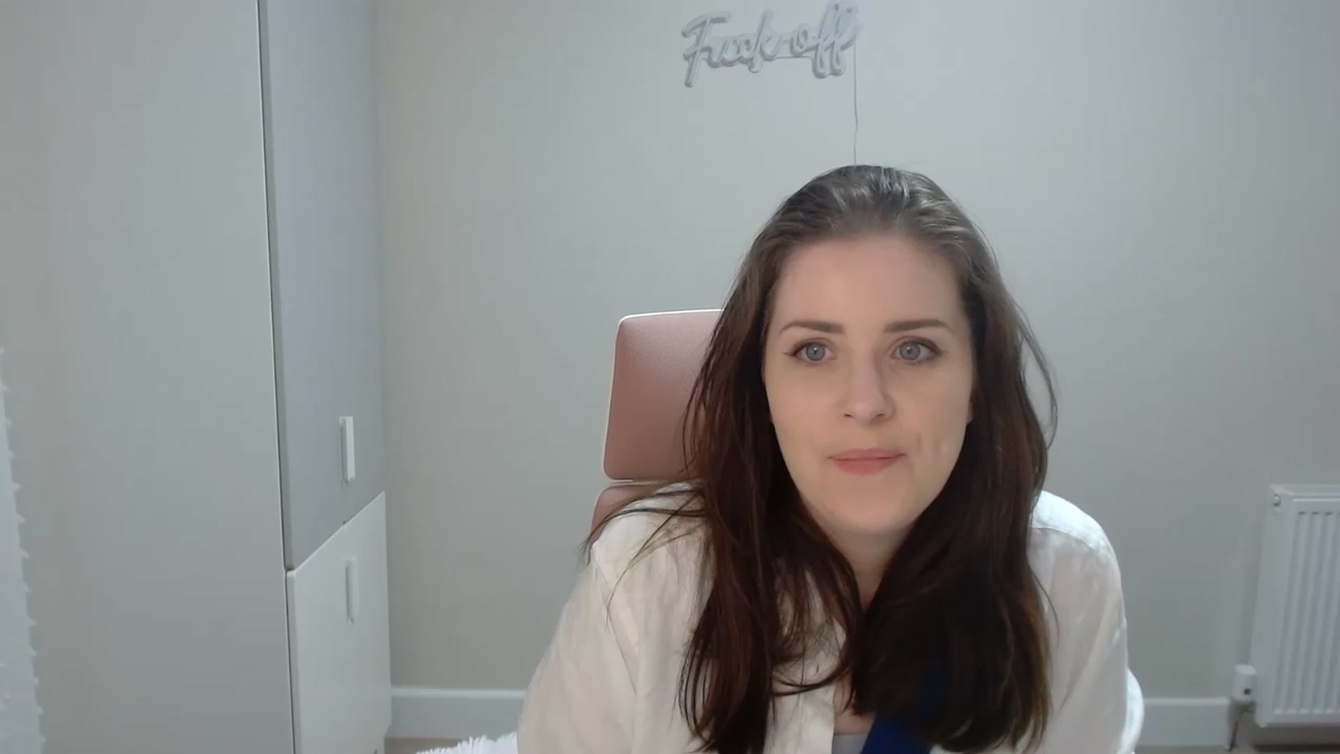 Gallery image thumbnail from Larah_Sky's myfreecams stream on, 03/27/2023, 20:52 image 18 of 20