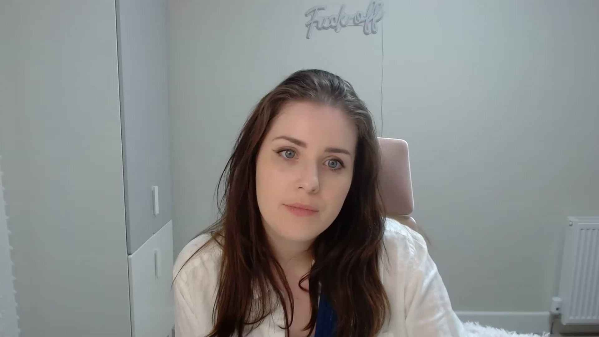 Gallery image thumbnail from Larah_Sky's myfreecams stream on, 03/27/2023, 20:52 image 20 of 20