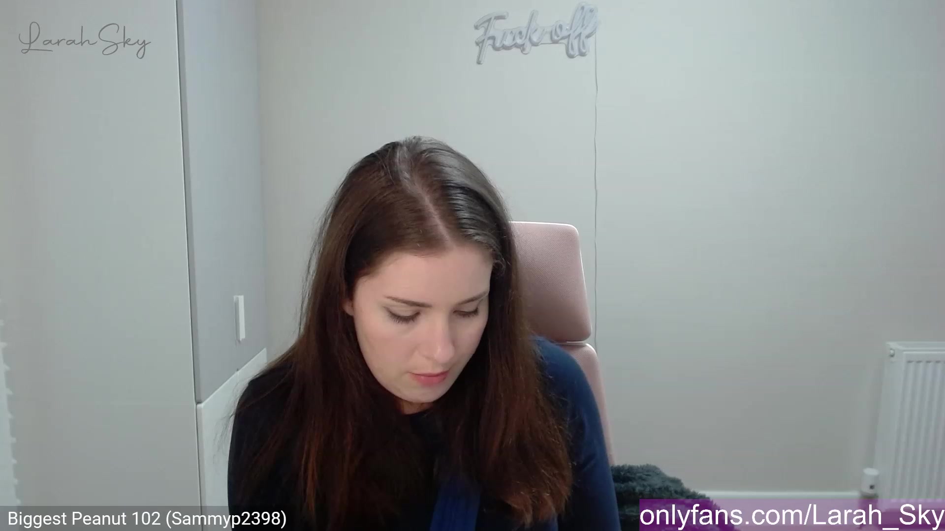 Gallery image thumbnail from Larah_Sky's myfreecams stream on, 03/31/2023, 20:21 image 17 of 20