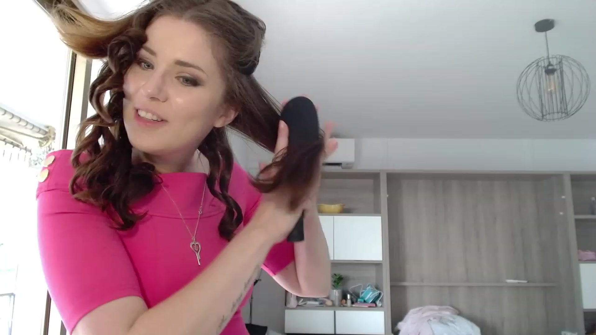 Gallery image thumbnail from Larah_Sky's myfreecams stream on, 05/25/2023, 17:42 image 6 of 20