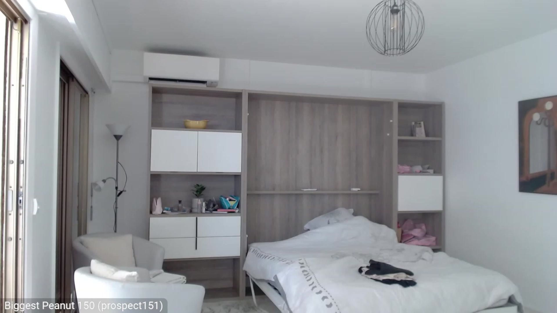 Gallery image thumbnail from Larah_Sky's myfreecams stream on, 05/26/2023, 14:23 image 3 of 20