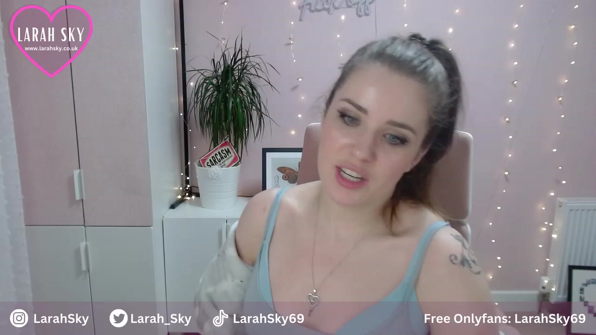 Gallery image thumbnail from Larah_Sky's myfreecams stream on, 08/04/2023, 21:41 image 20 of 20