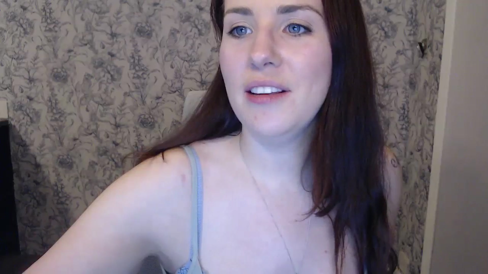 Gallery image thumbnail from Larah_Sky's myfreecams stream on, 10/09/2023, 19:47 image 14 of 20