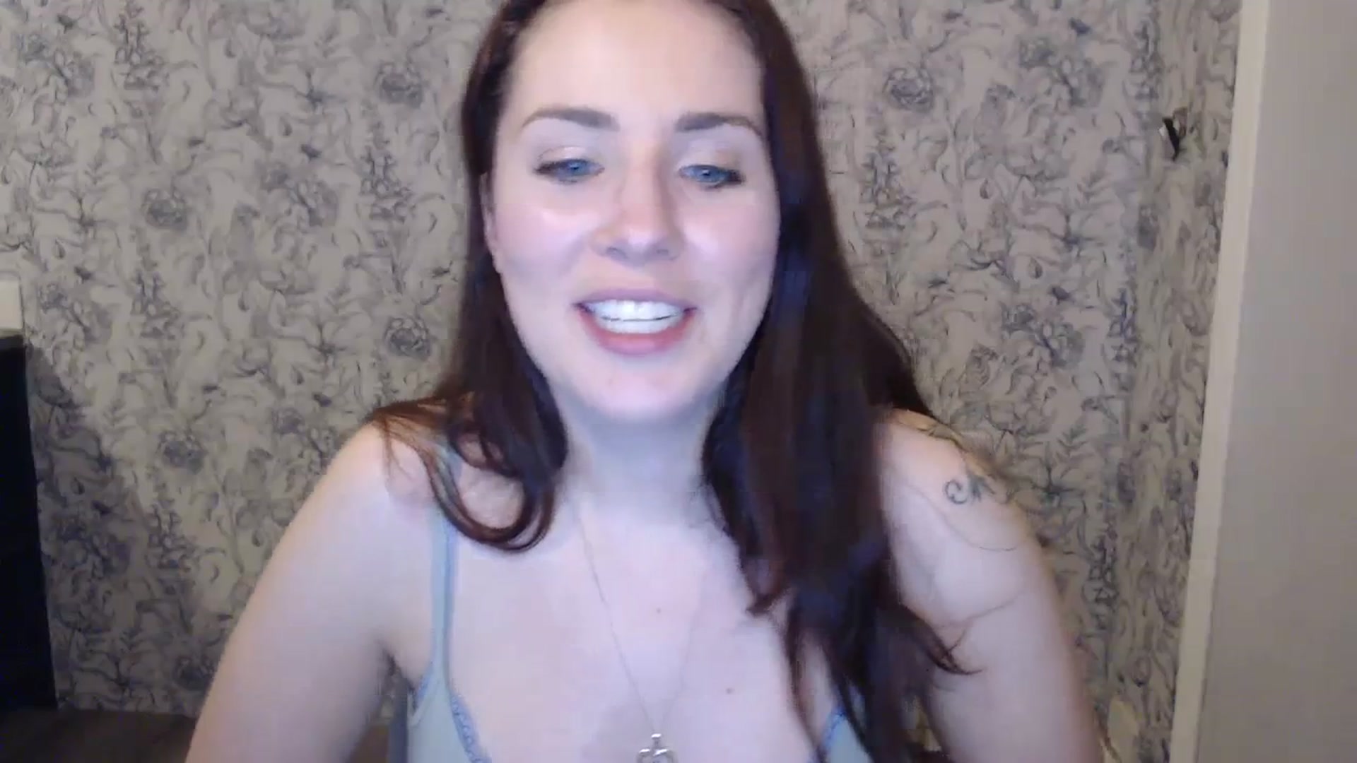 Gallery image thumbnail from Larah_Sky's myfreecams stream on, 10/09/2023, 19:47 image 13 of 20