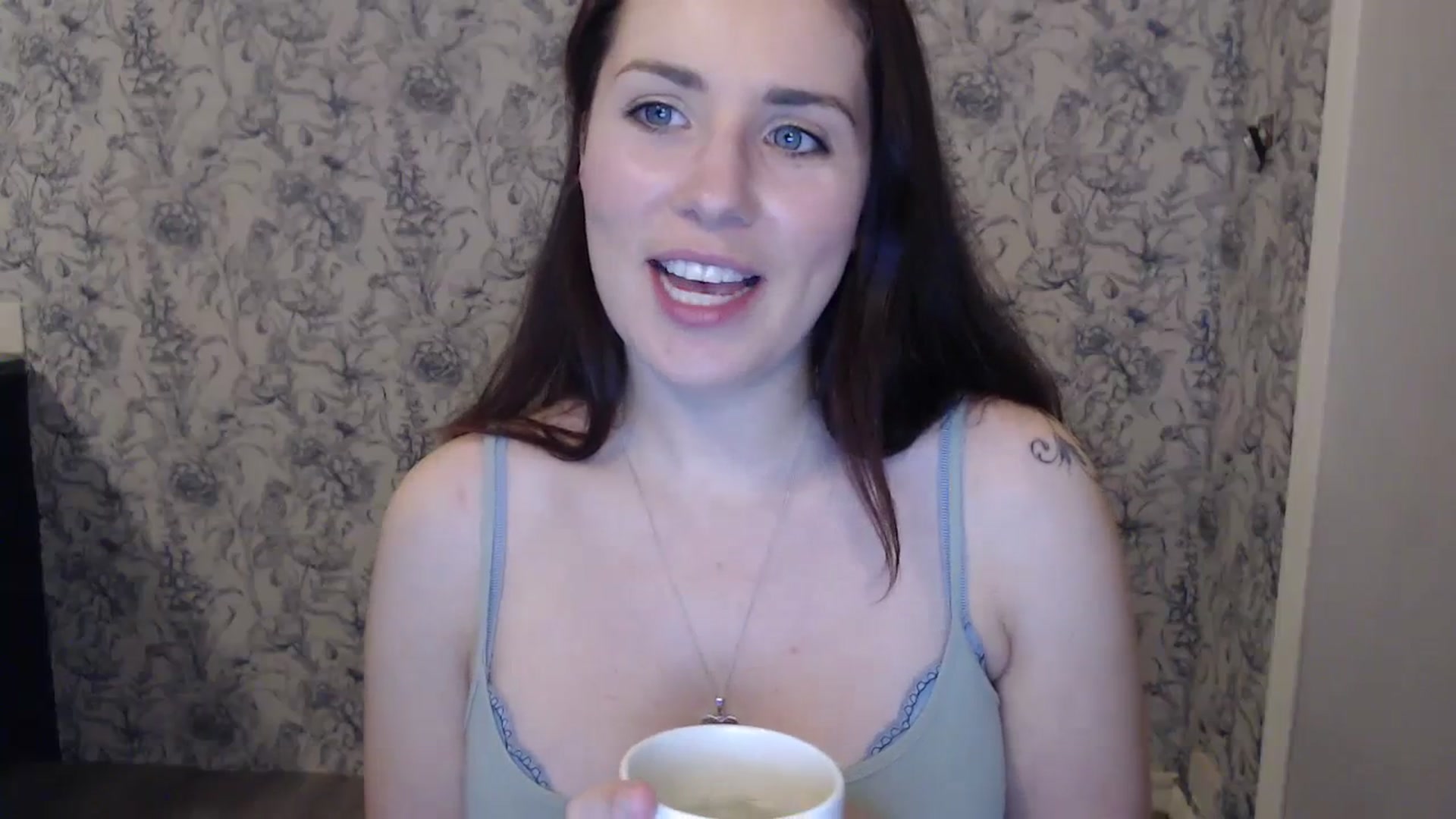 Gallery image thumbnail from Larah_Sky's myfreecams stream on, 10/09/2023, 19:47 image 11 of 20