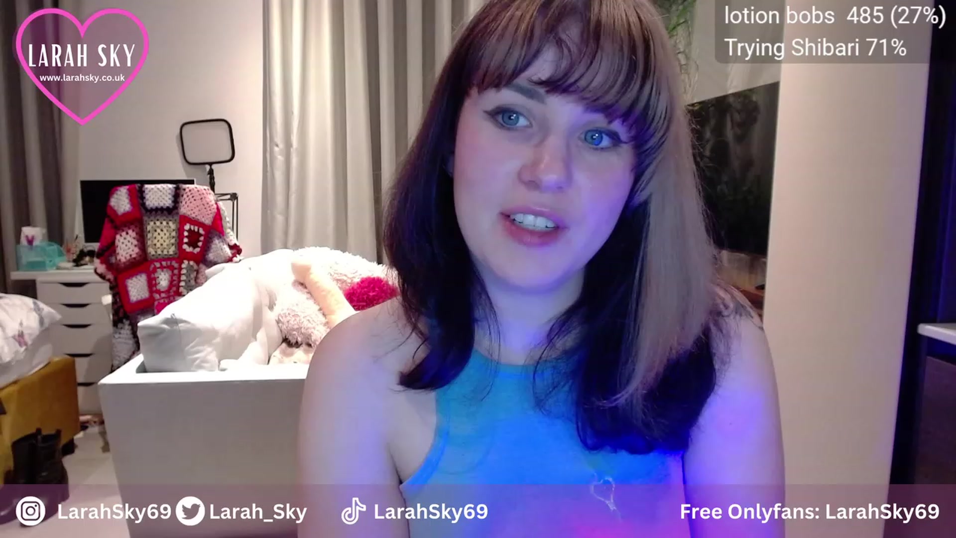 Gallery image thumbnail from Larah_Sky's myfreecams stream on, 11/05/2023, 23:18 image 10 of 20