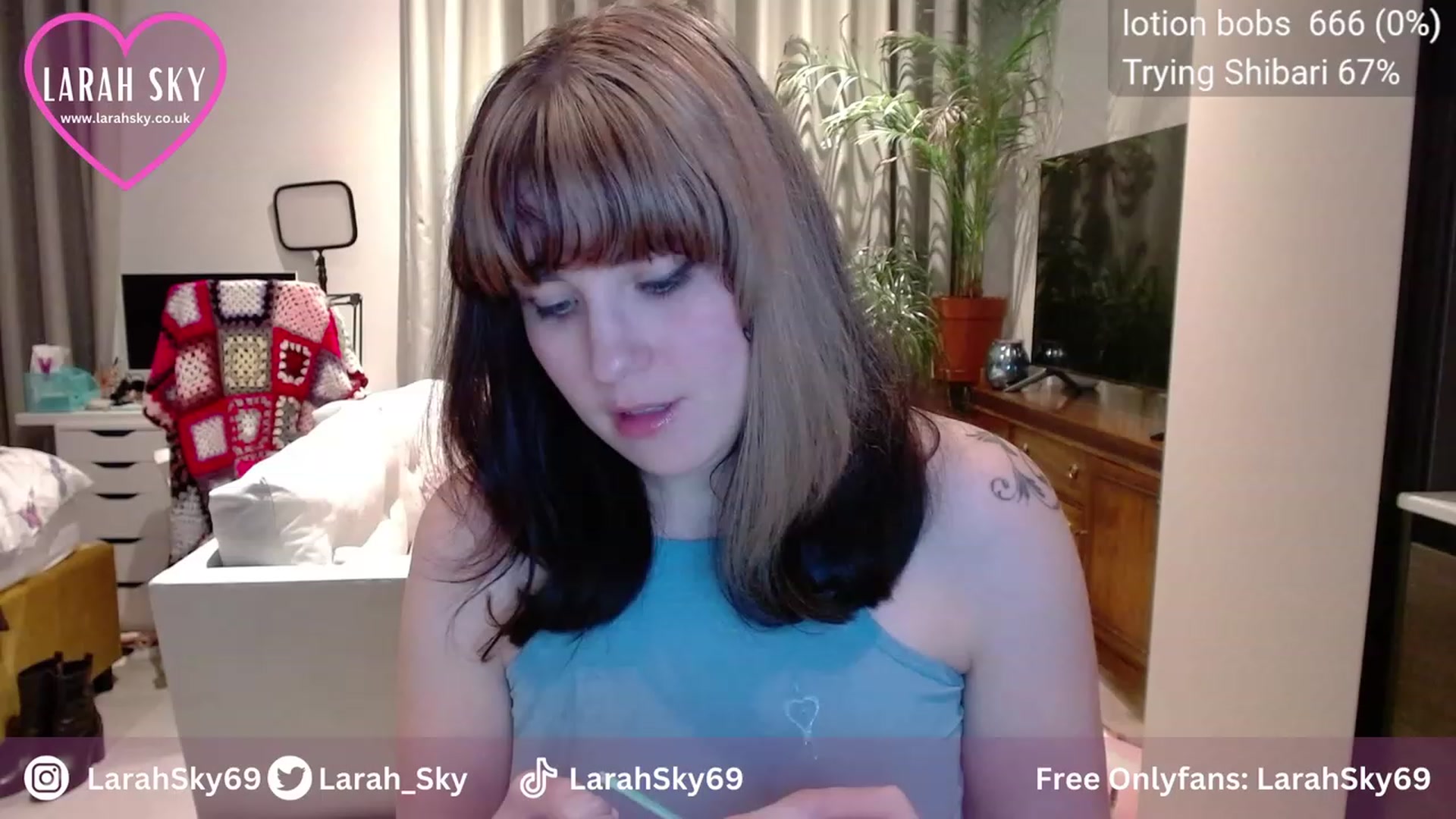 Gallery image thumbnail from Larah_Sky's myfreecams stream on, 11/05/2023, 23:18 image 3 of 20