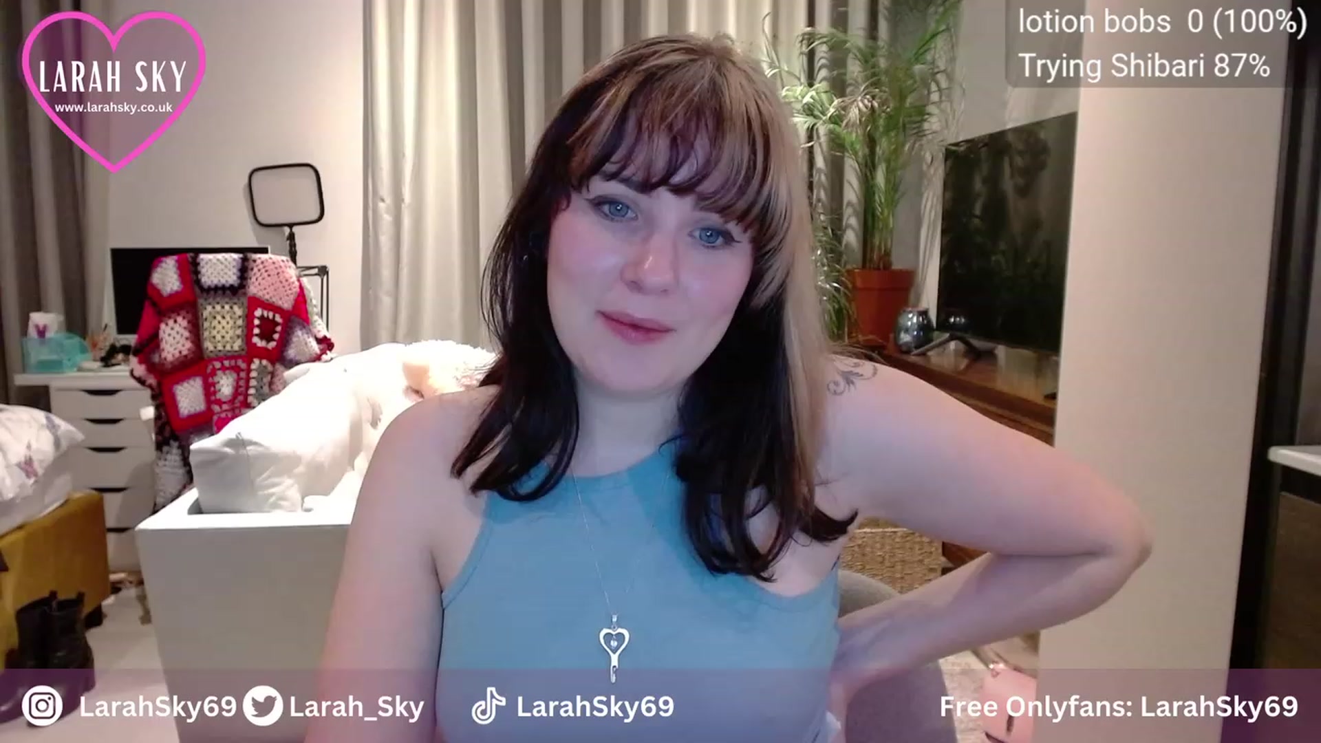 Gallery image thumbnail from Larah_Sky's myfreecams stream on, 11/05/2023, 23:18 image 18 of 20