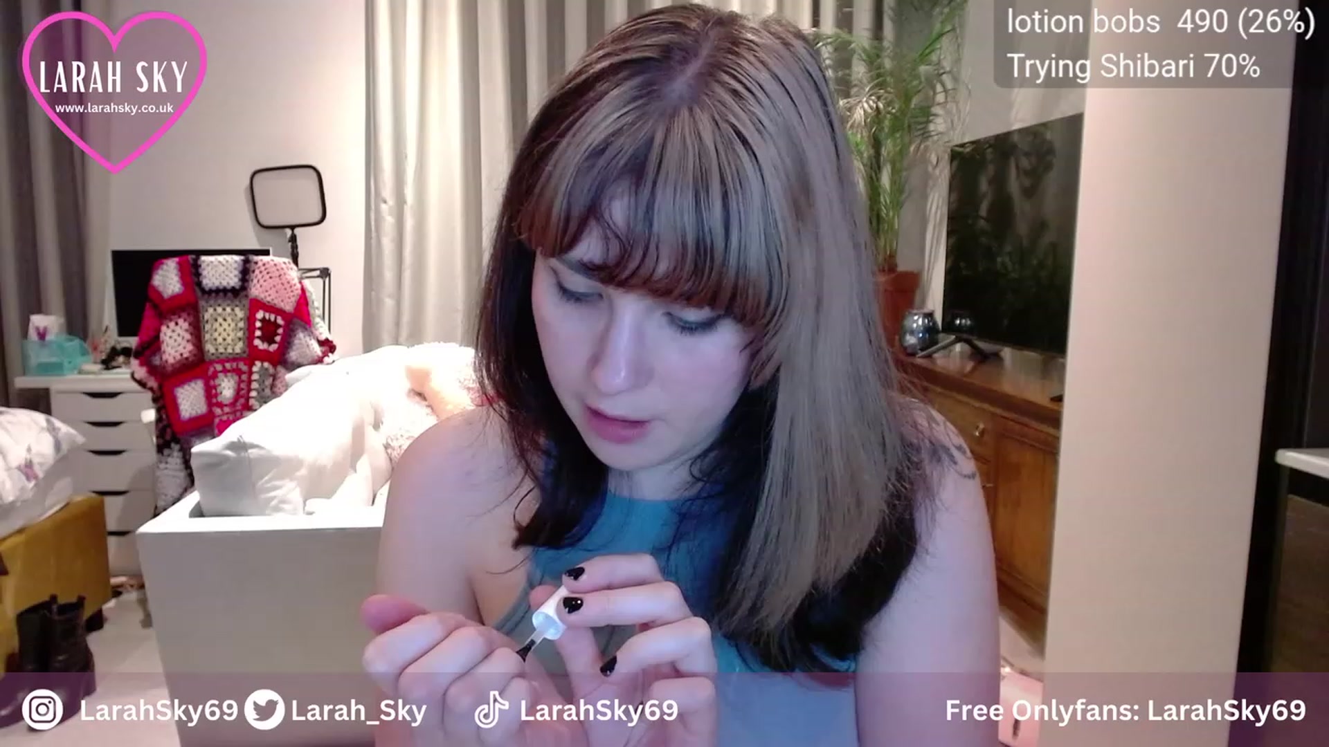 Gallery image thumbnail from Larah_Sky's myfreecams stream on, 11/05/2023, 23:18 image 9 of 20