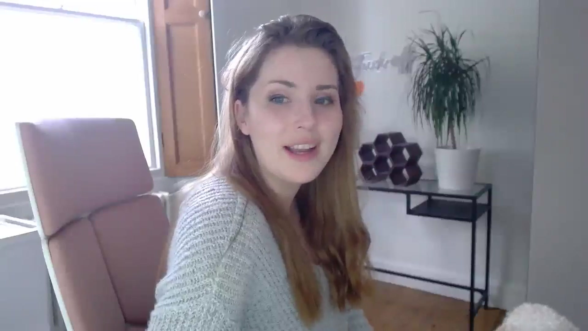 Gallery image thumbnail from Larah_Sky's myfreecams stream on, 06/11/2024, 19:28 image 5 of 20