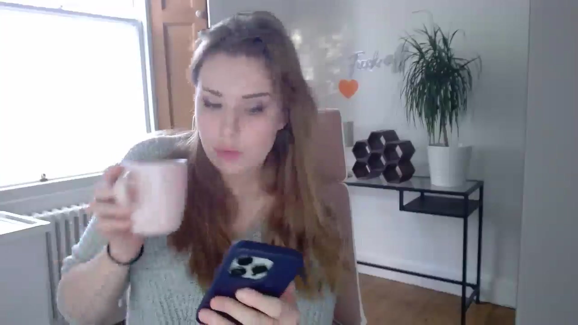 Gallery image thumbnail from Larah_Sky's myfreecams stream on, 06/11/2024, 19:28 image 11 of 20