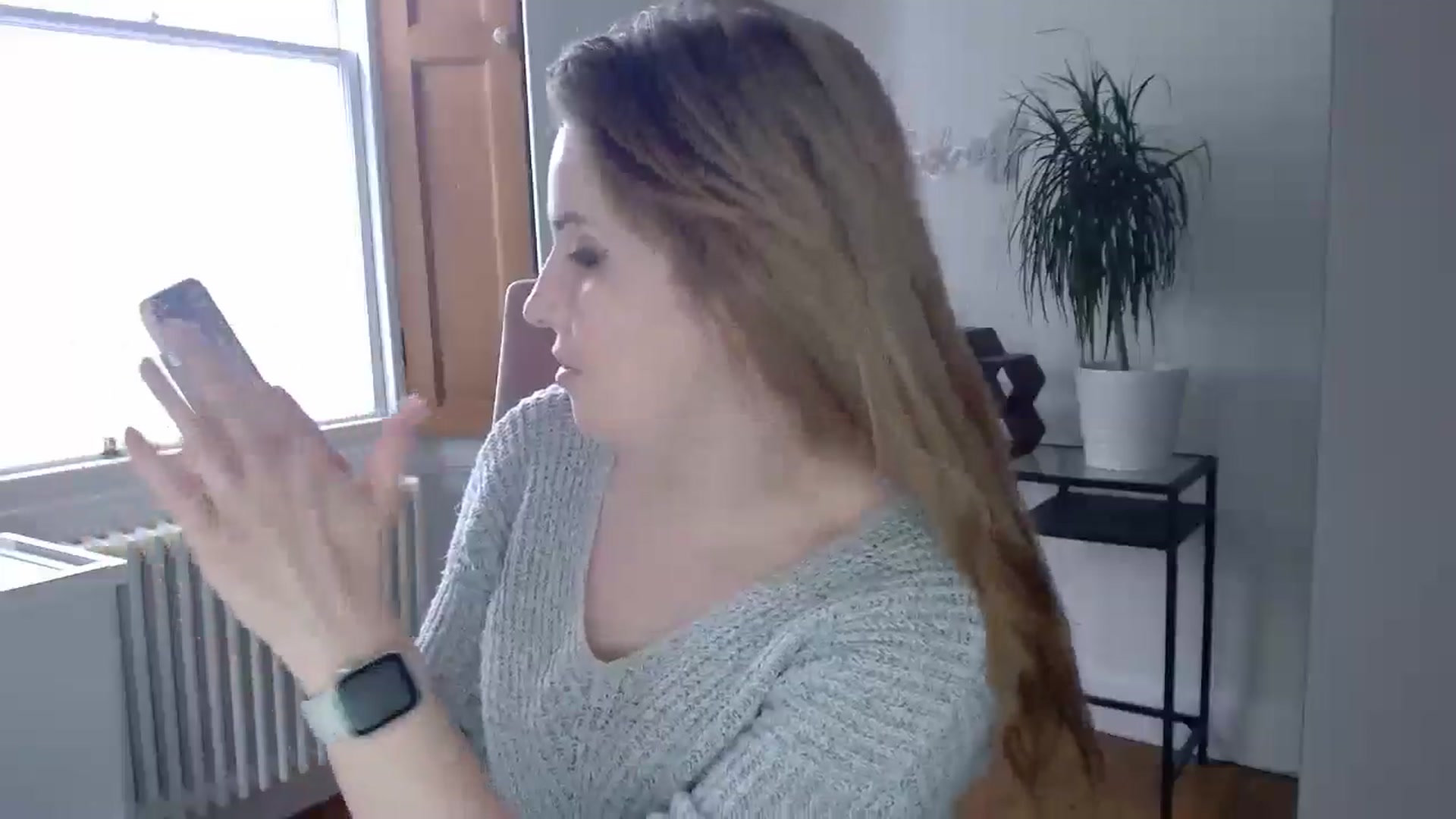 Gallery image thumbnail from Larah_Sky's myfreecams stream on, 06/11/2024, 19:28 image 6 of 20