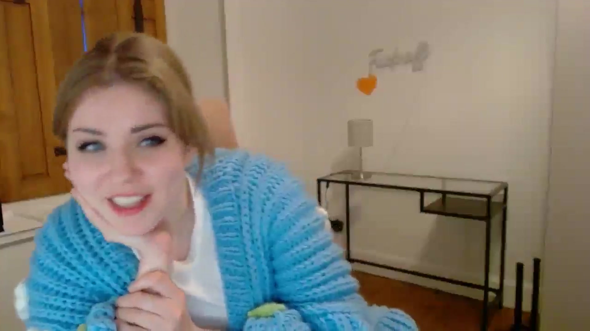 Gallery image thumbnail from Larah_Sky's myfreecams stream on, 06/18/2024, 22:02 image 10 of 20