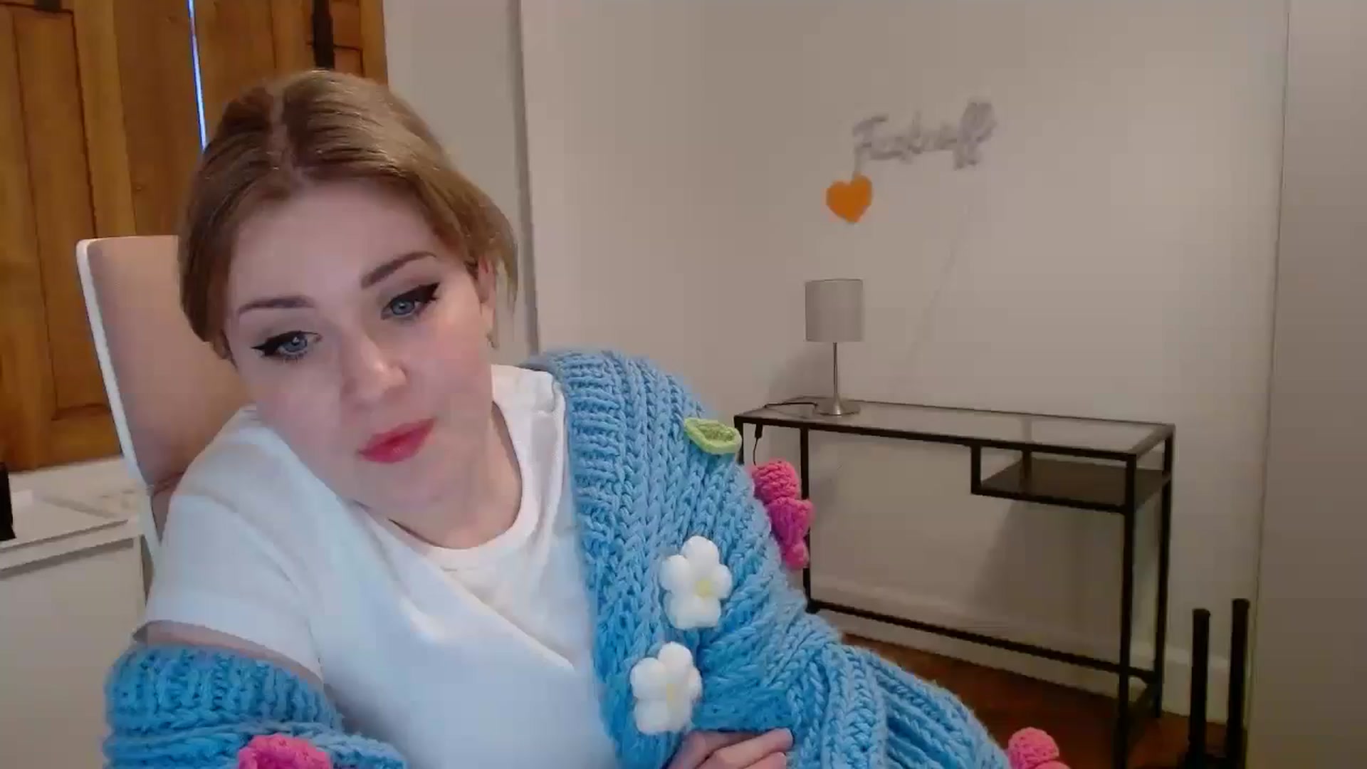 Gallery image thumbnail from Larah_Sky's myfreecams stream on, 06/18/2024, 22:02 image 4 of 20