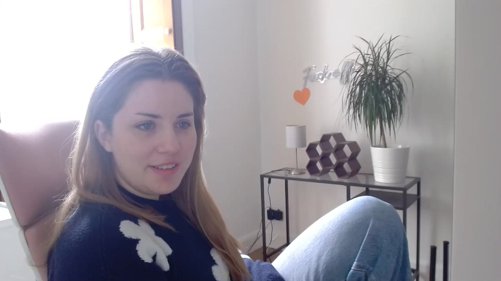 Gallery image thumbnail from Larah_Sky's myfreecams stream on, 06/29/2024, 10:29 image 17 of 20