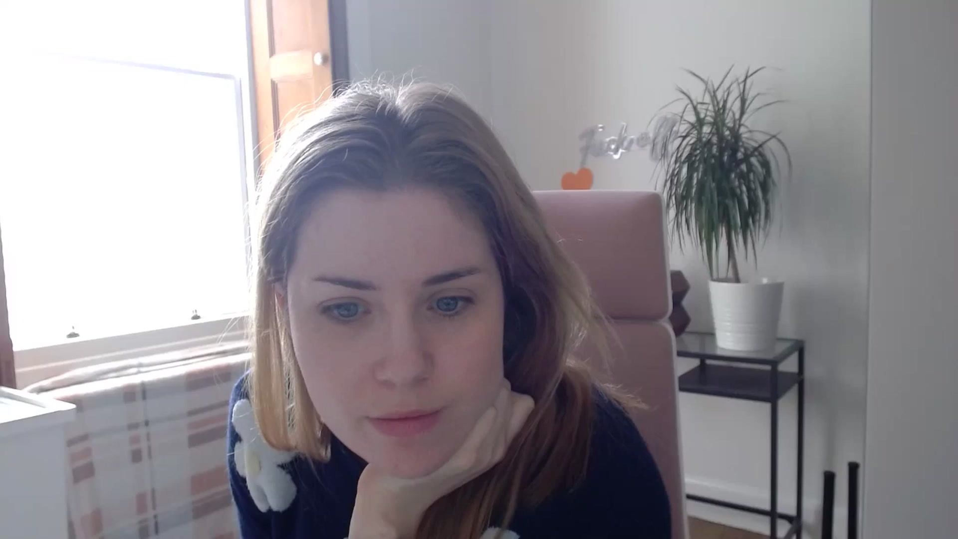 Gallery image thumbnail from Larah_Sky's myfreecams stream on, 06/29/2024, 10:29 image 1 of 20