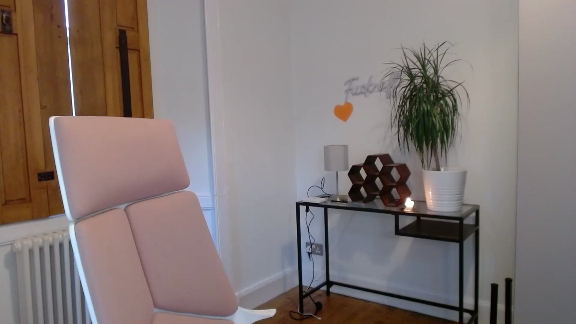 Gallery image thumbnail from Larah_Sky's myfreecams stream on, 07/16/2024, 21:43 image 6 of 20