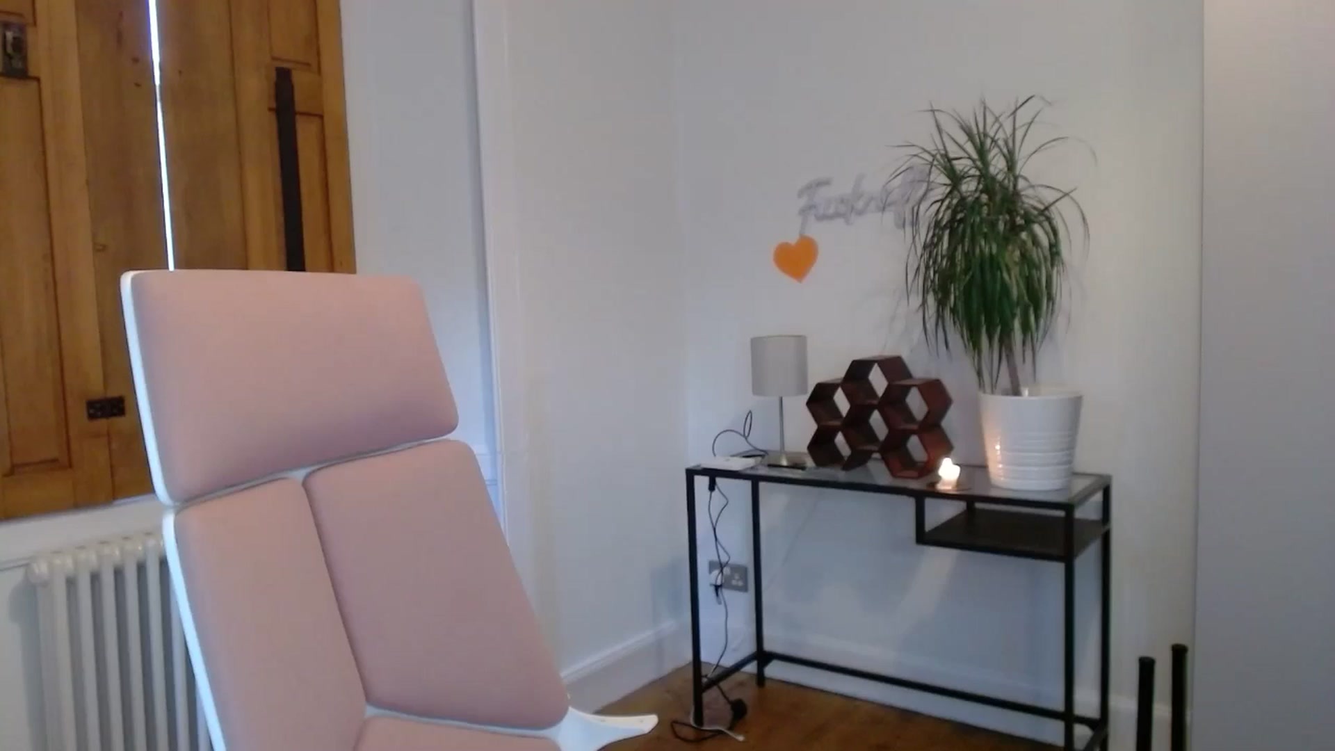 Gallery image thumbnail from Larah_Sky's myfreecams stream on, 07/16/2024, 21:43 image 5 of 20
