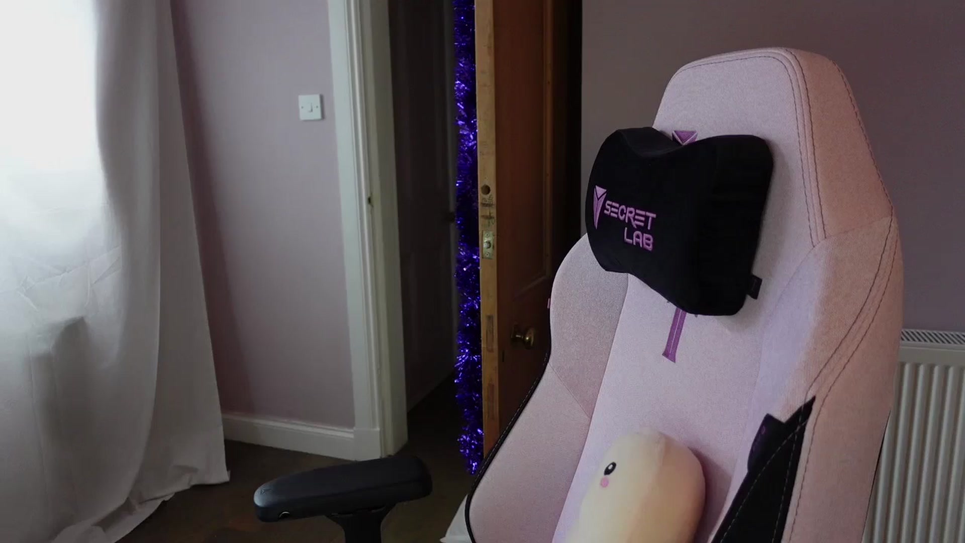 Gallery image thumbnail from Larah_Sky's myfreecams stream on, 12/21/2024, 12:12 image 19 of 20