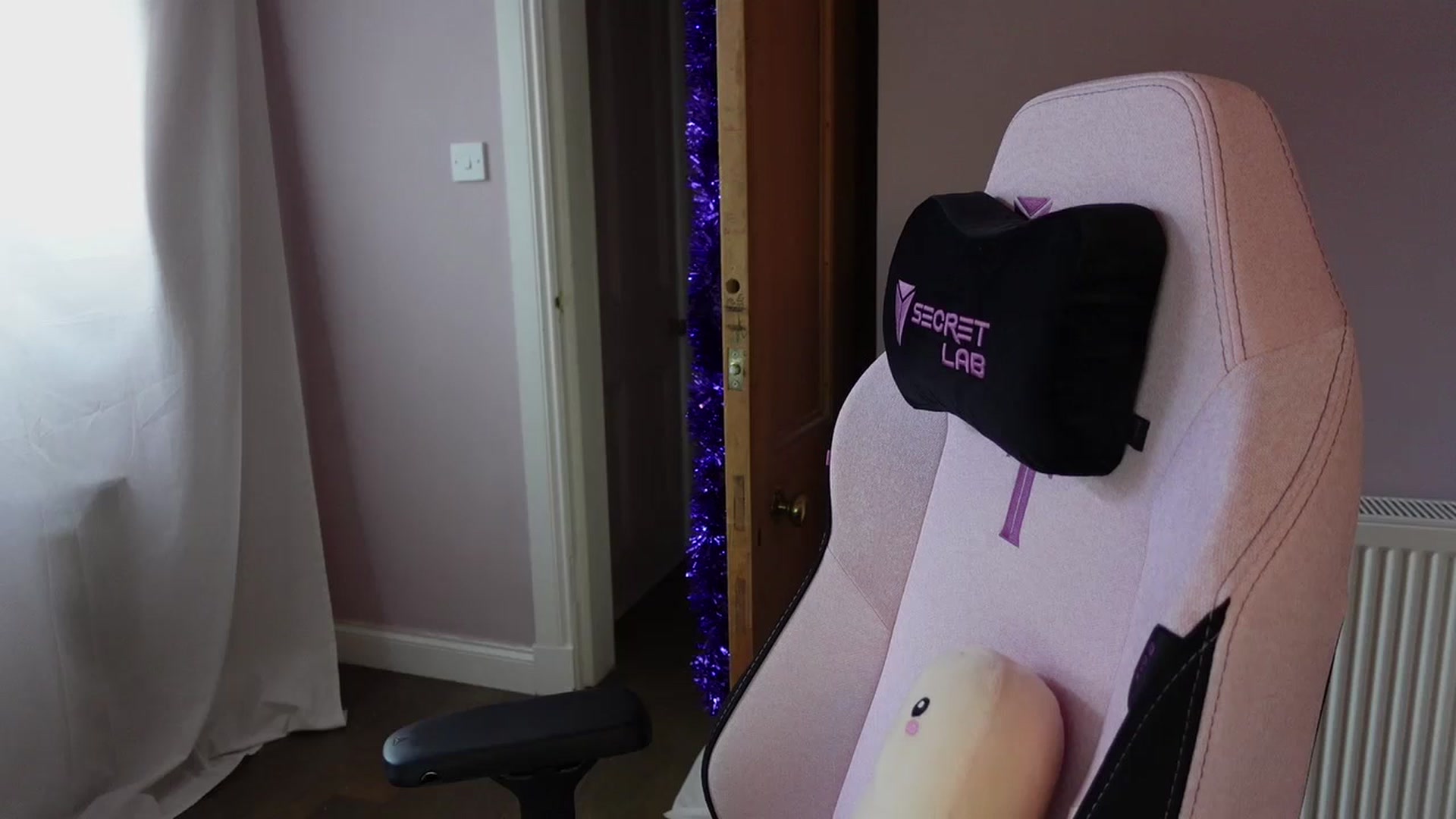 Gallery image thumbnail from Larah_Sky's myfreecams stream on, 12/21/2024, 12:12 image 17 of 20