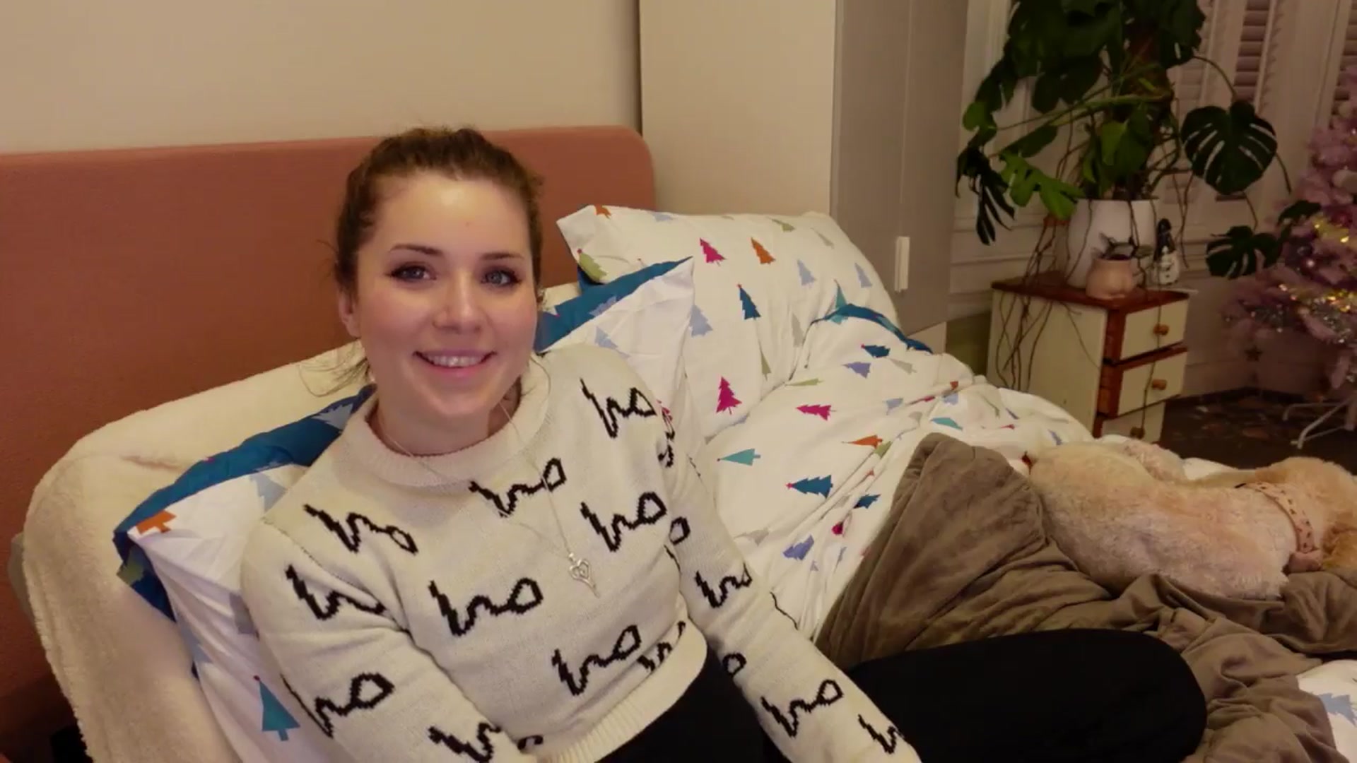 Gallery image thumbnail from Larah_Sky's myfreecams stream on, 12/25/2024, 21:20 image 20 of 20