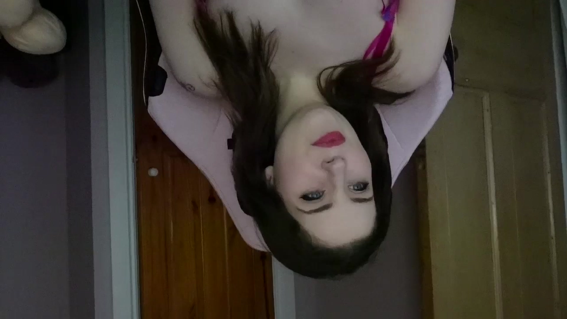 Gallery image thumbnail from Larah_Sky's myfreecams stream on, 02/15/2025, 14:12 image 17 of 20