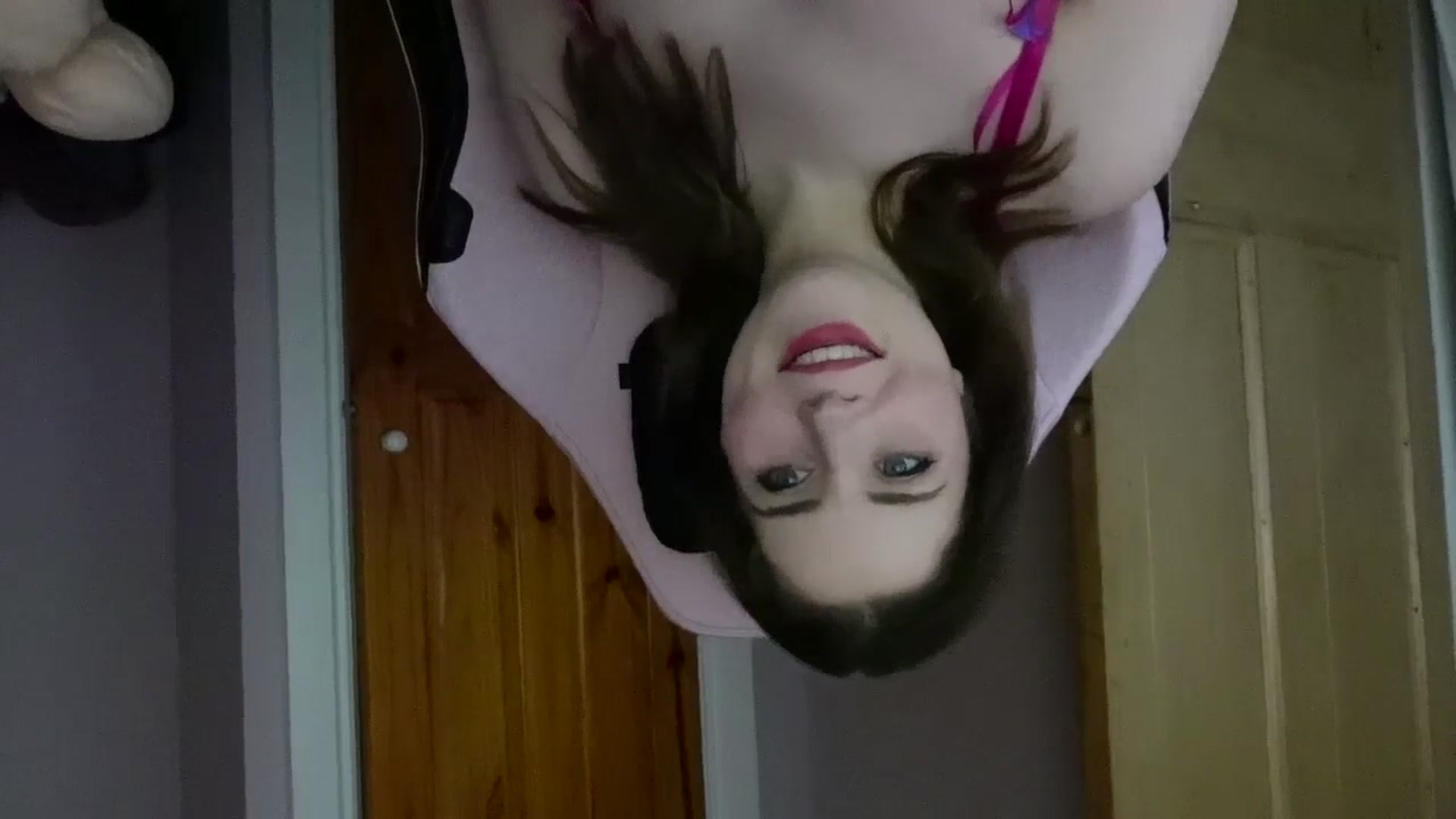 Gallery image thumbnail from Larah_Sky's myfreecams stream on, 02/15/2025, 14:12 image 4 of 20
