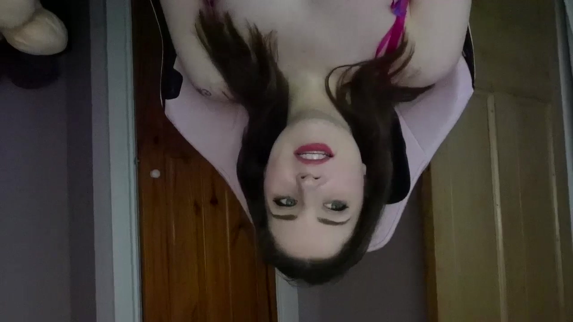 Gallery image thumbnail from Larah_Sky's myfreecams stream on, 02/15/2025, 14:12 image 18 of 20