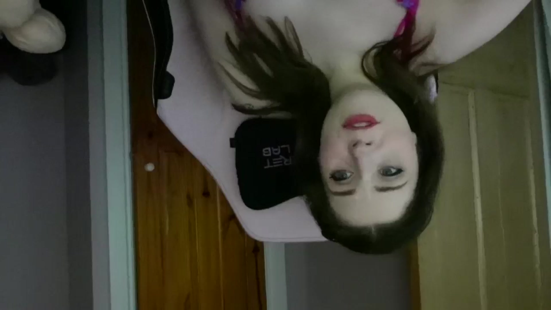 Gallery image thumbnail from Larah_Sky's myfreecams stream on, 02/15/2025, 14:12 image 6 of 20