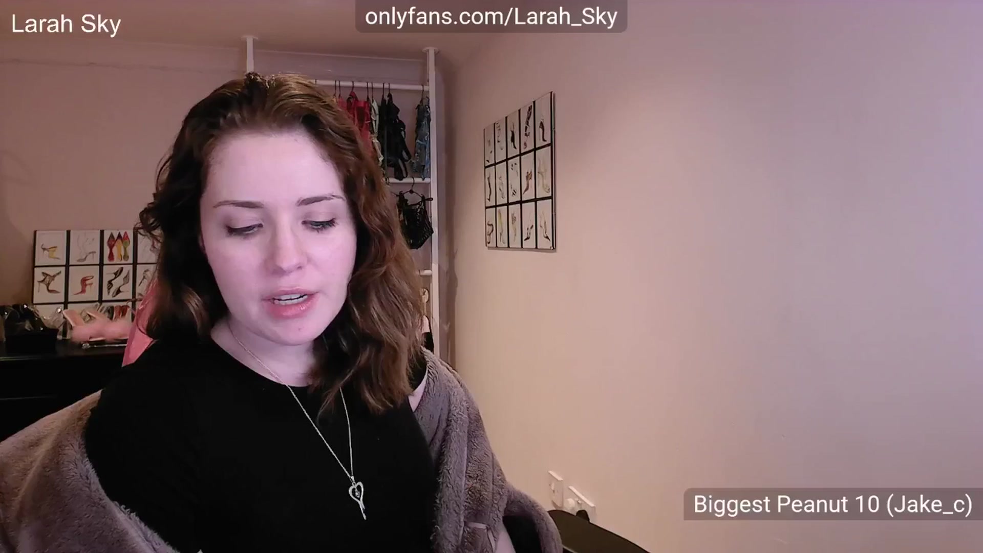 Gallery image thumbnail from Larah_Sky's myfreecams stream on, 10/03/2025, 16:45 image 16 of 20