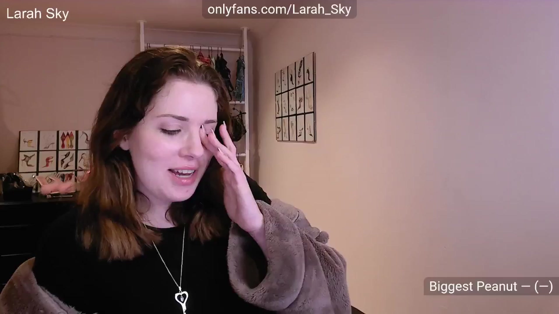 Gallery image thumbnail from Larah_Sky's myfreecams stream on, 10/03/2025, 16:45 image 5 of 20