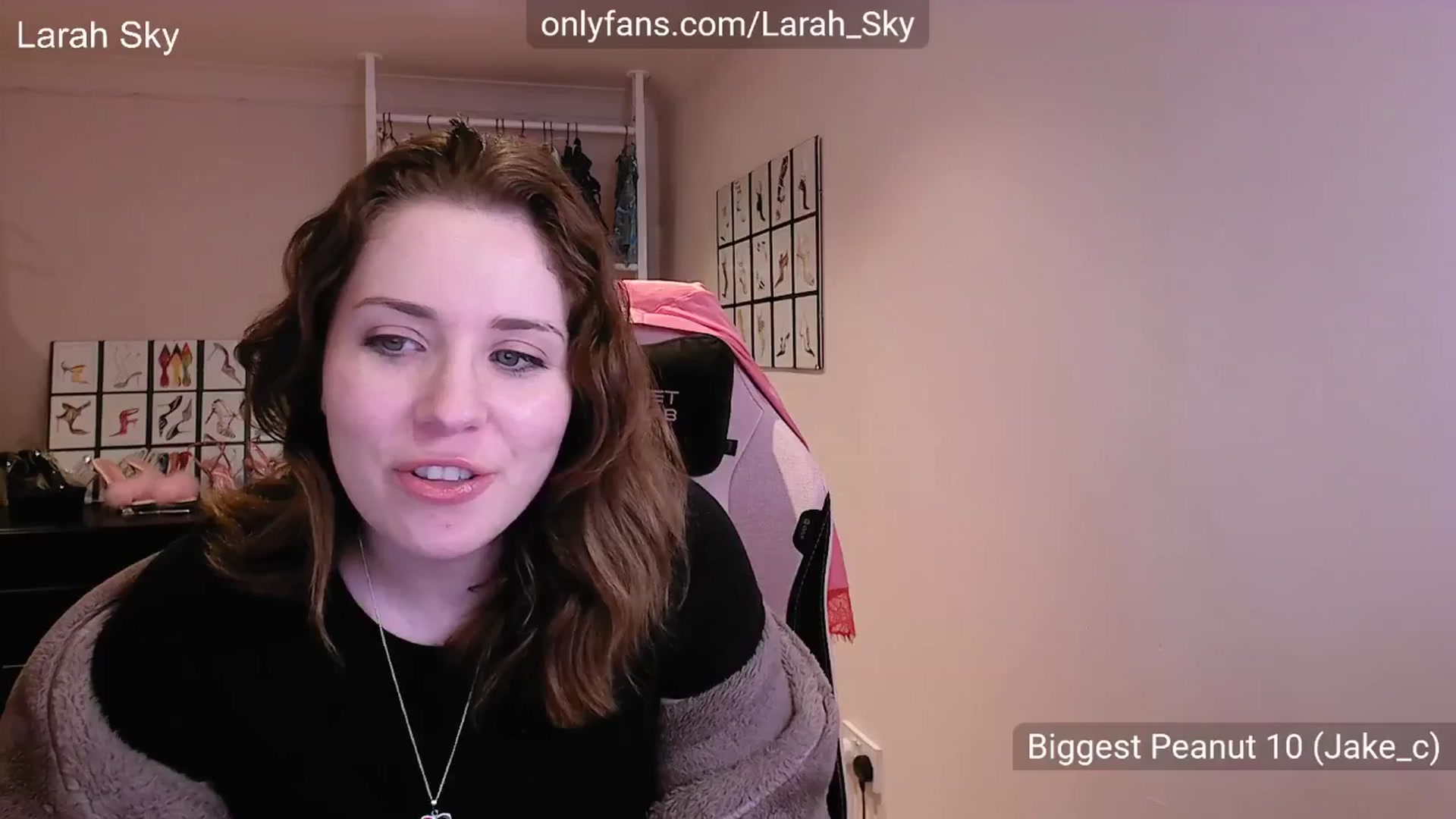 Gallery image thumbnail from Larah_Sky's myfreecams stream on, 10/03/2025, 16:45 image 18 of 20