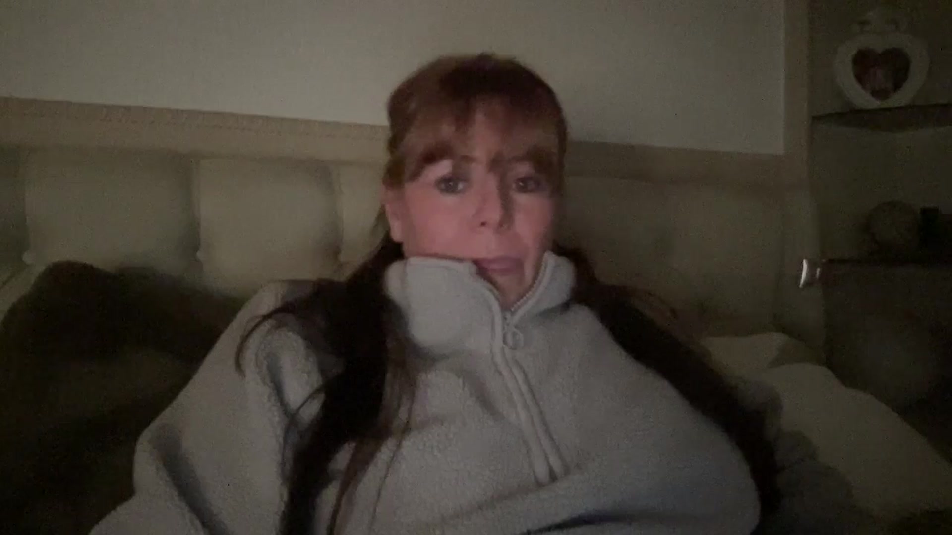 Gallery image thumbnail from LarasBirthday's myfreecams stream on, 01/04/2026, 19:17 image 6 of 20