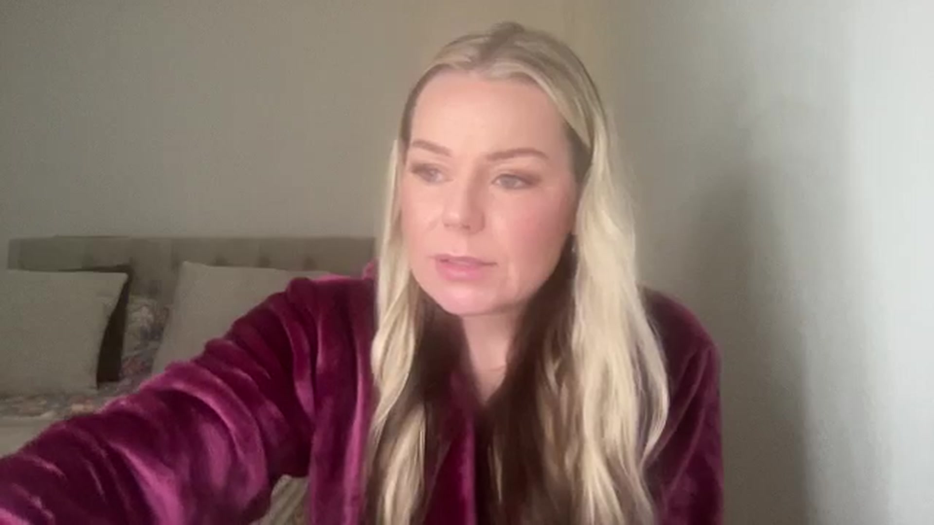 Gallery image thumbnail from LarasDen's myfreecams stream on, 11/22/2024, 22:03 image 18 of 20