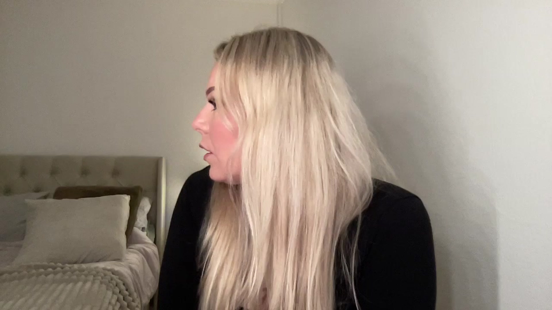 Gallery image thumbnail from LarasDen's myfreecams stream on, 11/29/2024, 23:09 image 13 of 20