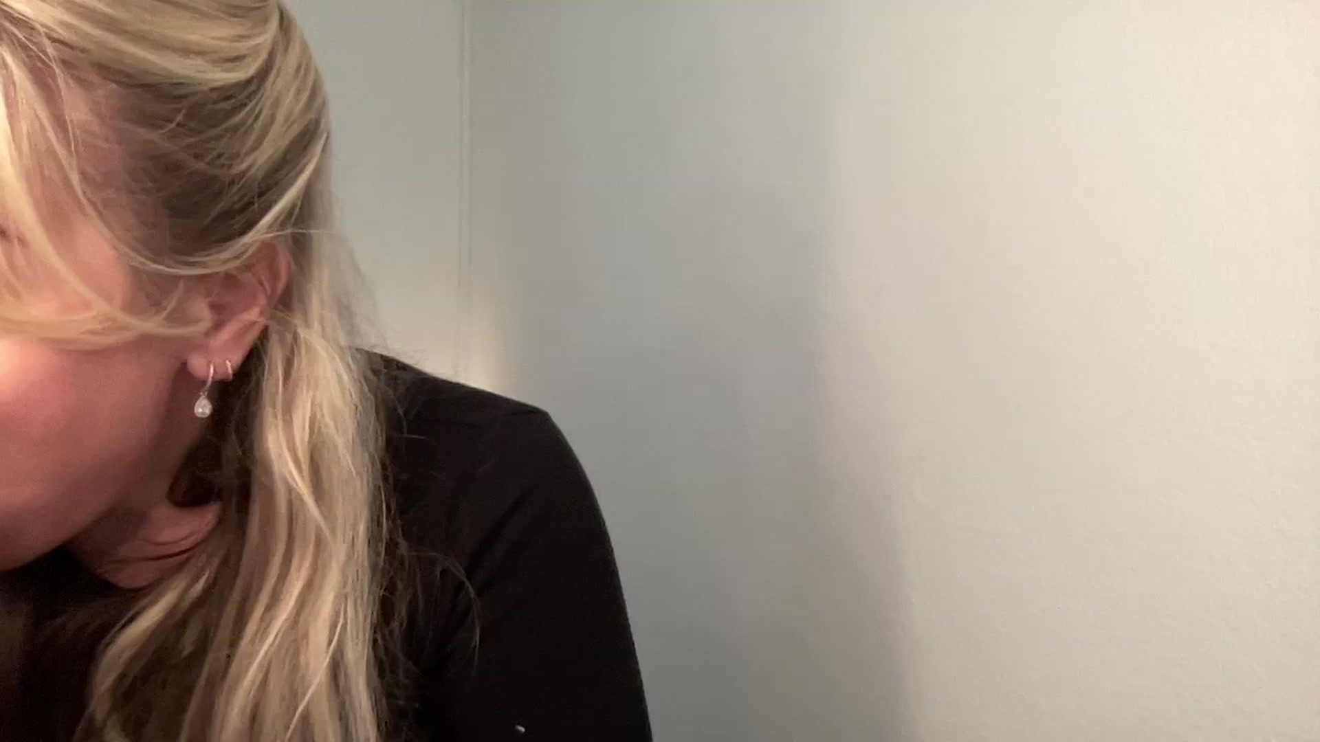 Gallery image thumbnail from LarasDen's myfreecams stream on, 12/02/2024, 14:05 image 1 of 20