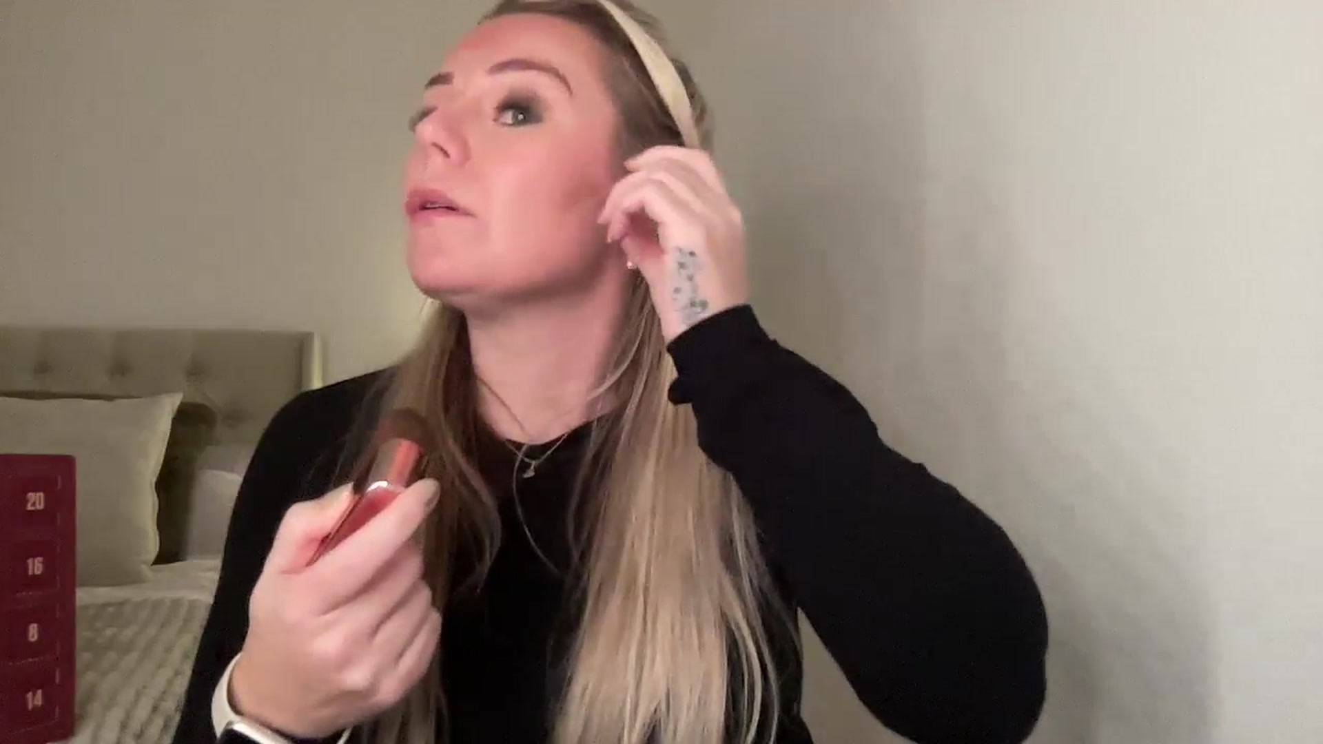 Gallery image thumbnail from LarasDen's myfreecams stream on, 12/02/2024, 18:19 image 18 of 20