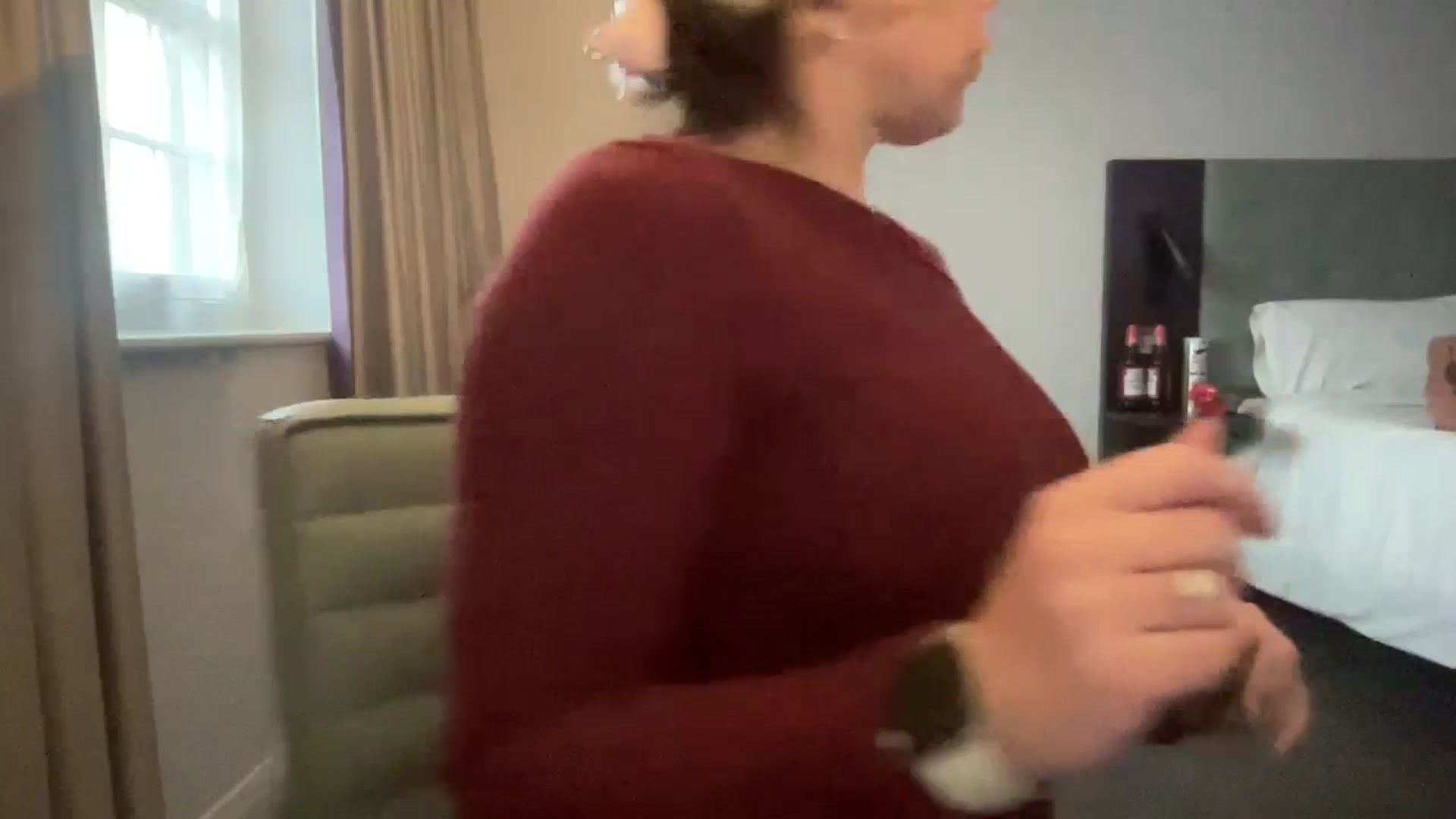 Gallery image thumbnail from LarasDen's myfreecams stream on, 03/14/2025, 15:24 image 15 of 20