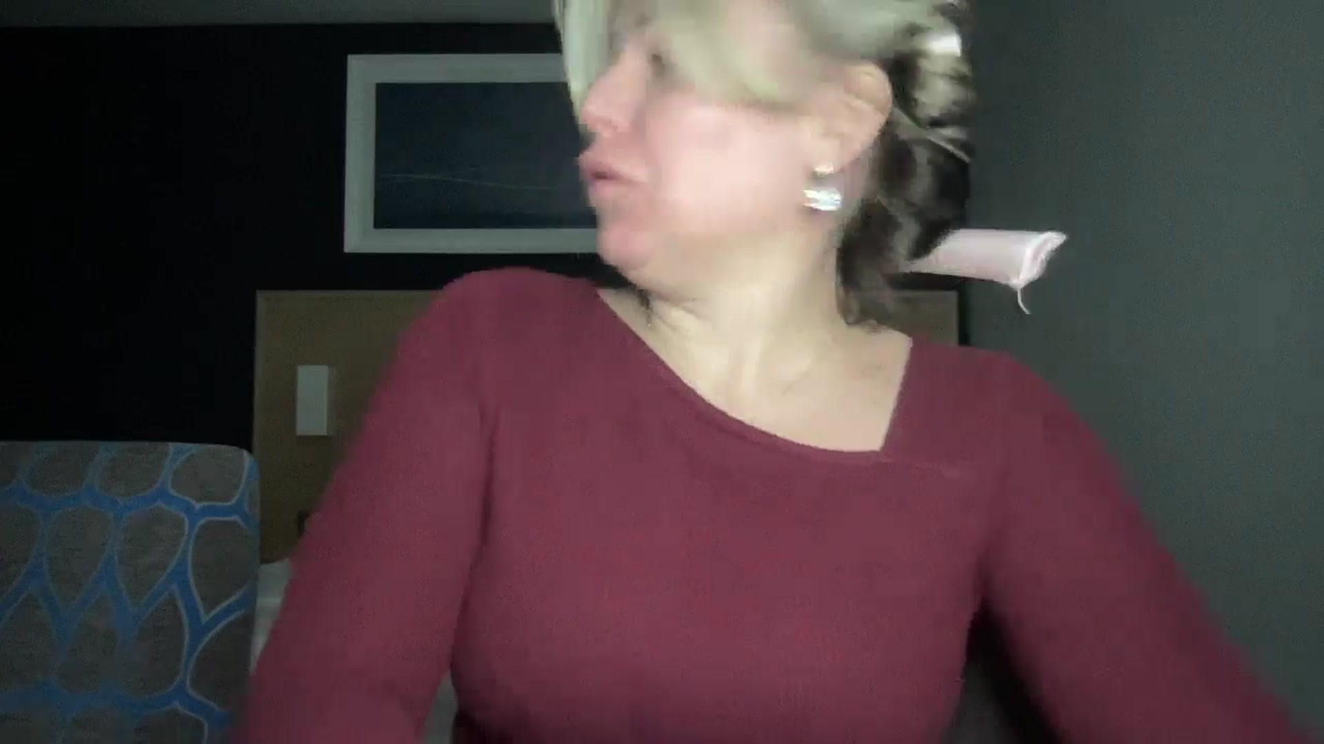 Gallery image thumbnail from LarasDen's myfreecams stream on, 03/14/2025, 16:31 image 19 of 20