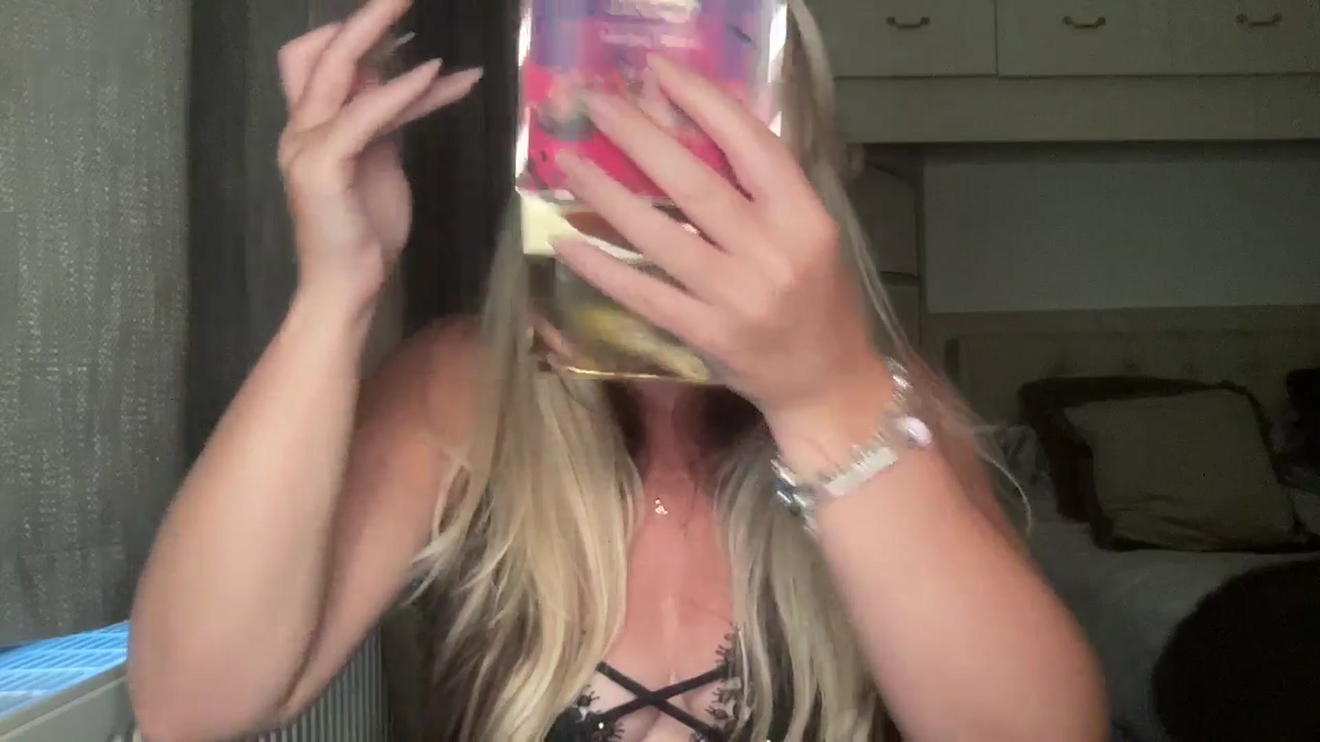 Gallery image thumbnail from LarasDen's myfreecams stream on, 07/11/2025, 21:51 image 8 of 20