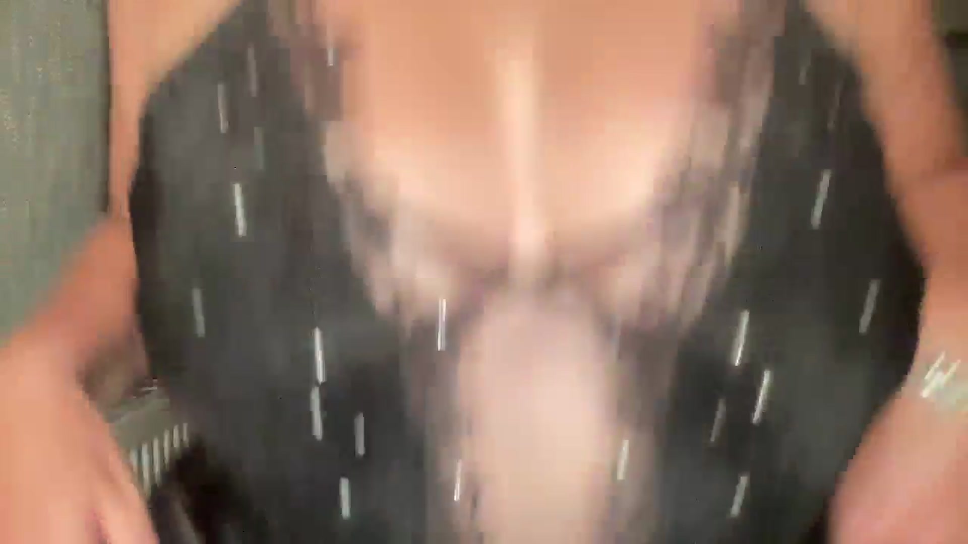 Gallery image thumbnail from LarasDen's myfreecams stream on, 07/11/2025, 23:23 image 6 of 20